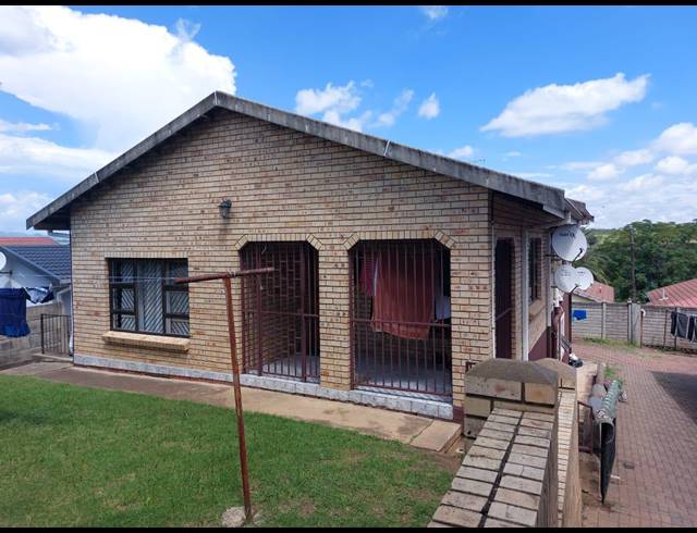7 BEDROOM FREEHOLD SOLD IN FORDERVILLE